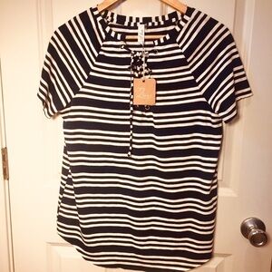 LOVE | NWT Striped Shirt Grommet lace up Blue White Crewneck Short sleeve Top Sm